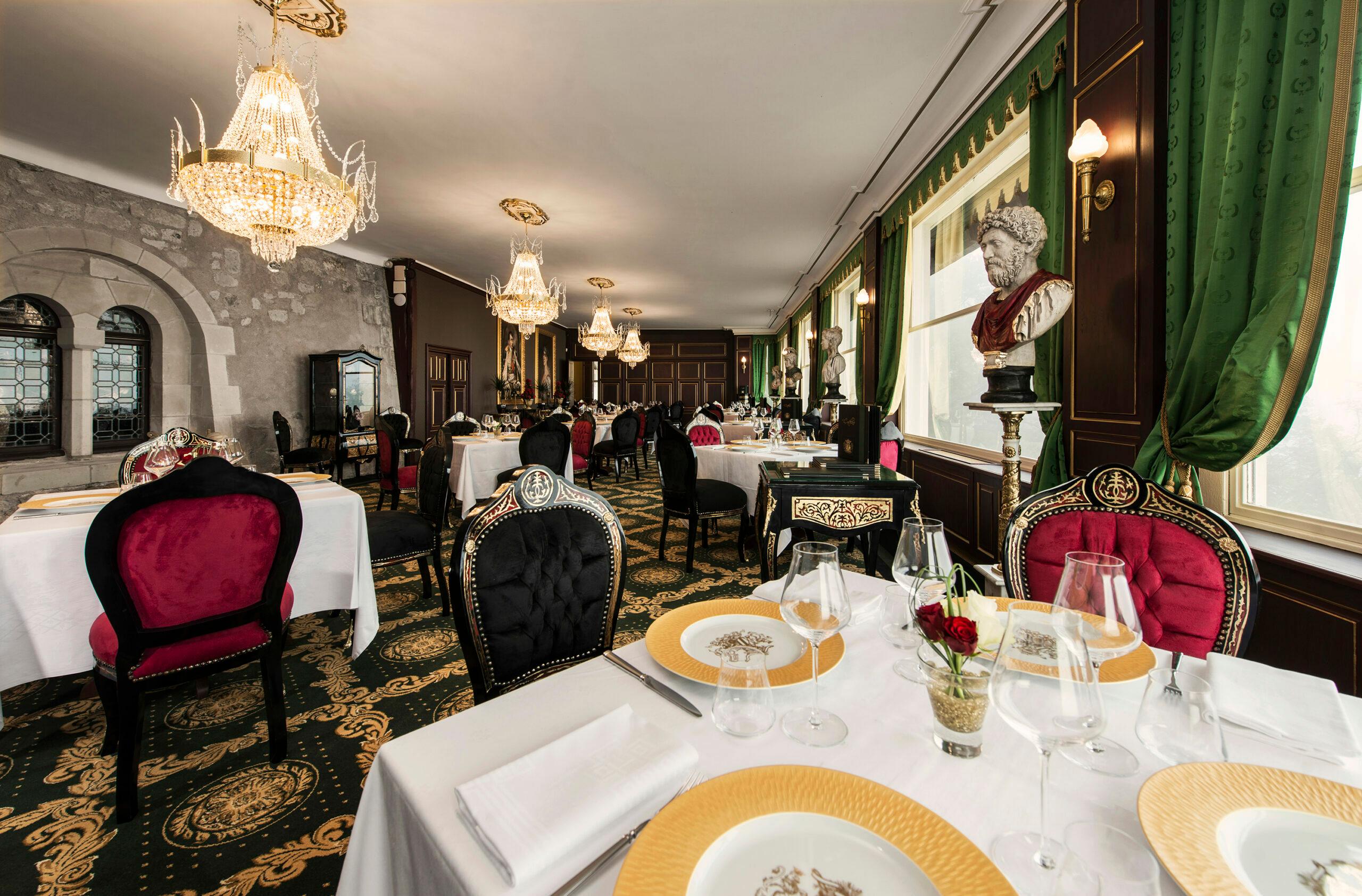 La Maison Younan logo